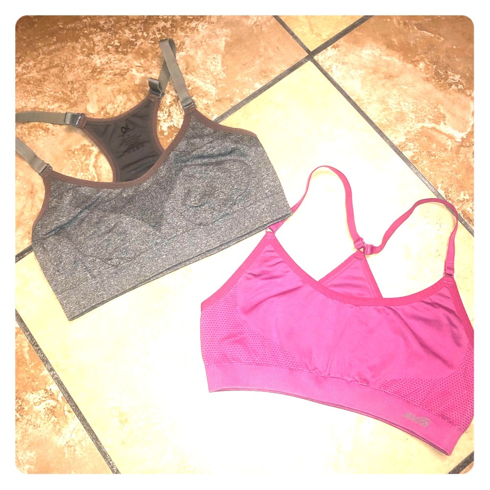 2 medium sports bras adjustable straps